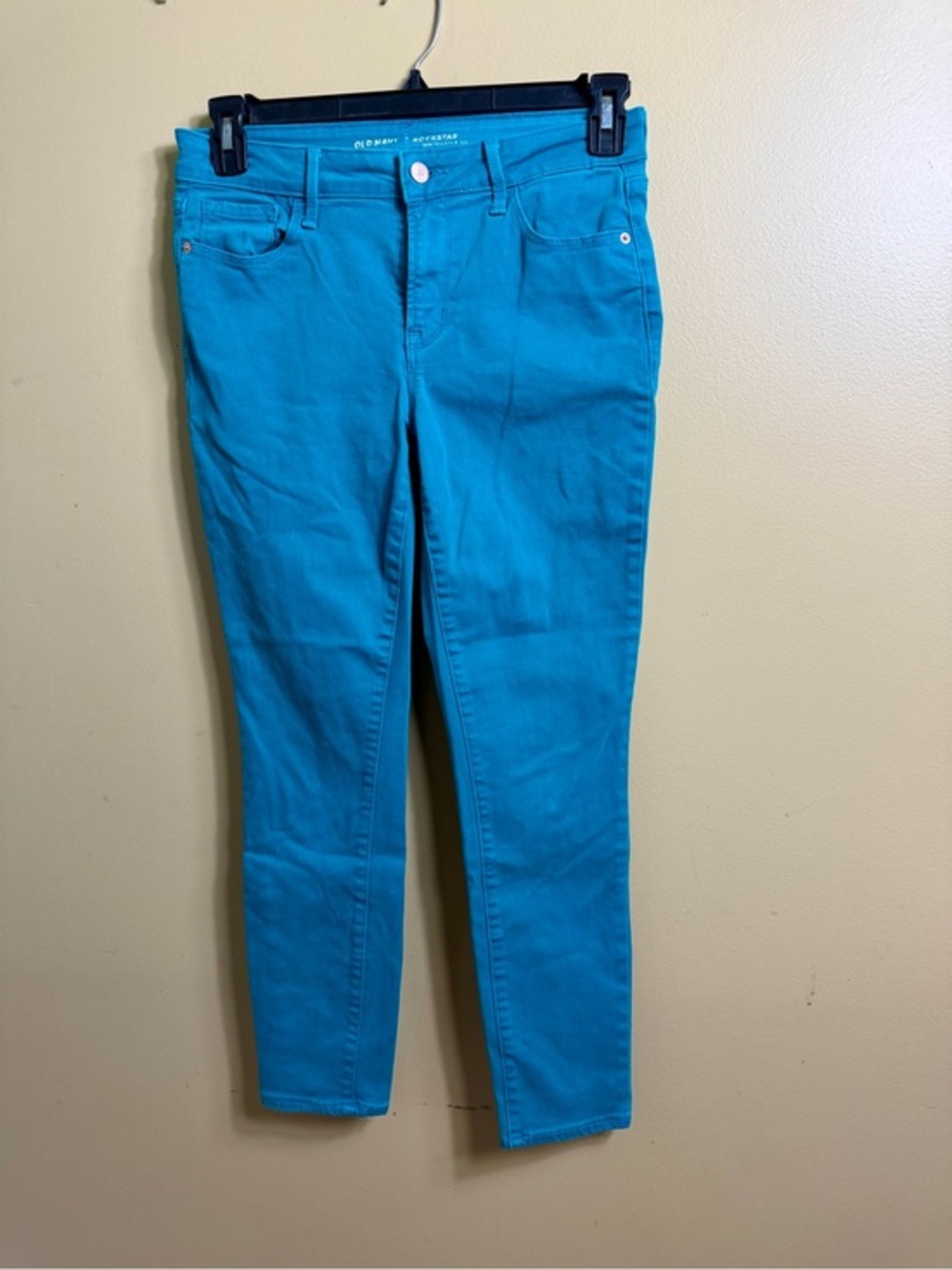 Old Navy teal rockstar jeans. Size 8.